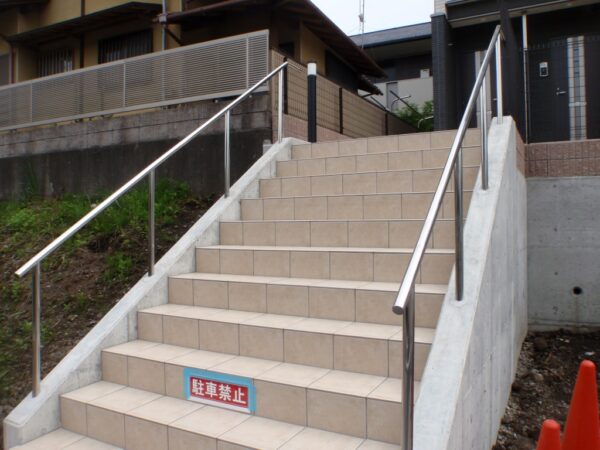 ステンレス製階段手すり