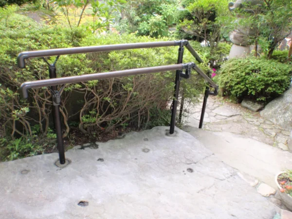 箱根別荘手すり取付